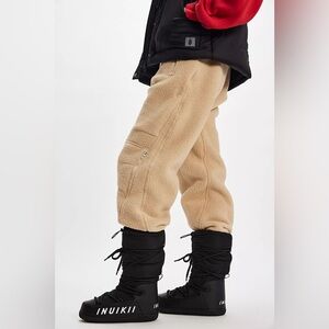 Inuikii Mountain High Snow Boots size 8 size 8.5 size 39